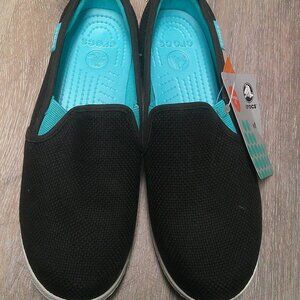 Crocs Womens US 8 Casual Comfort Shoes Black Blue Standard Fit Slip On Sneakers